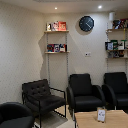 Hipotel Paris Voltaire Bastille-3
